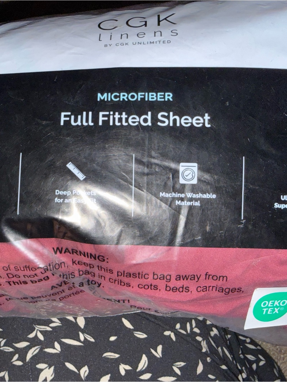 Excellent condition burgundy full fitted microfiber bed sheet
